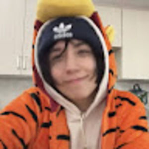 Meet your Posher, Candy